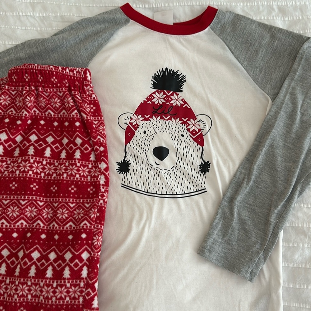 Adorable set of kids holiday pajamas